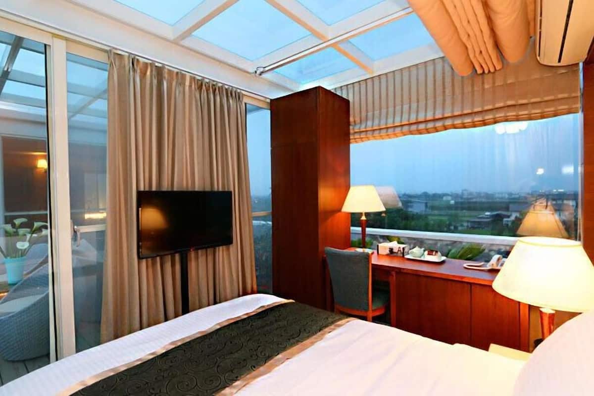 Premium bedding, down duvets, in-room safe, individually decorated