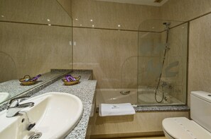Chambre Double Standard | Salle de bain