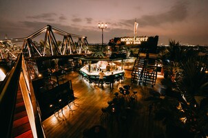 Bar (in der Unterkunft)