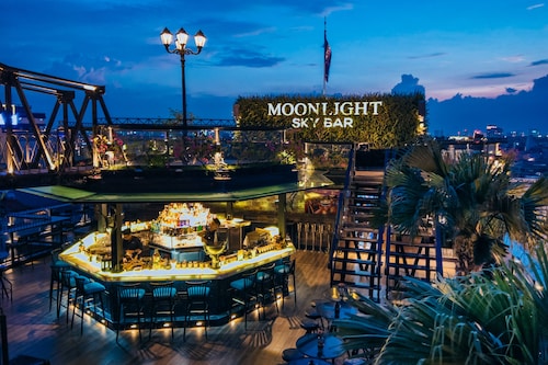 La Siesta Classic Ma May