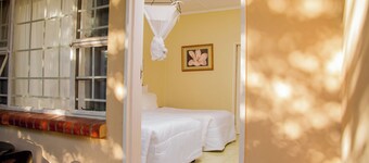 Mosi-O-Tunya Executive Lodge