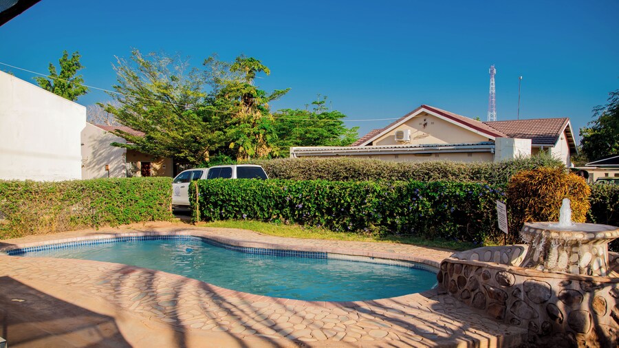 Mosi-O-Tunya Executive Lodge