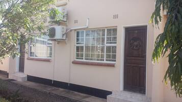 Chambre Exécutive, 1 grand lit | Vue de la chambre