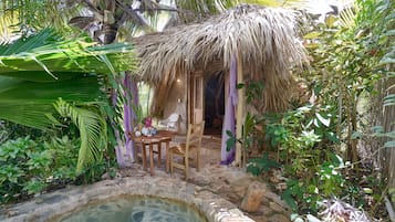 Honeymoon Cabin | Terrace/patio