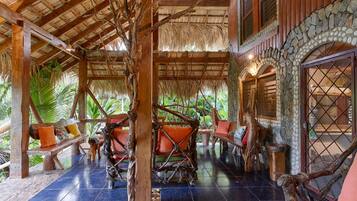 Chalet Majestueux, 4 chambres | 1 chambre, Wi-Fi gratuit, draps fournis