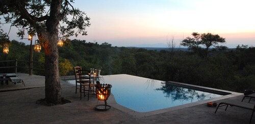 Mbizi Bush Lodge