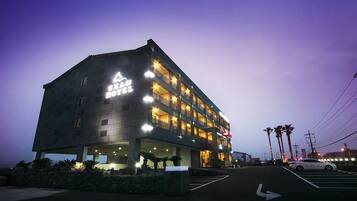 Front of property - evening/night