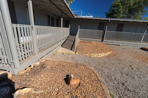 Economy Studio Room (Shared Bathroom) | Ausblick vom Zimmer