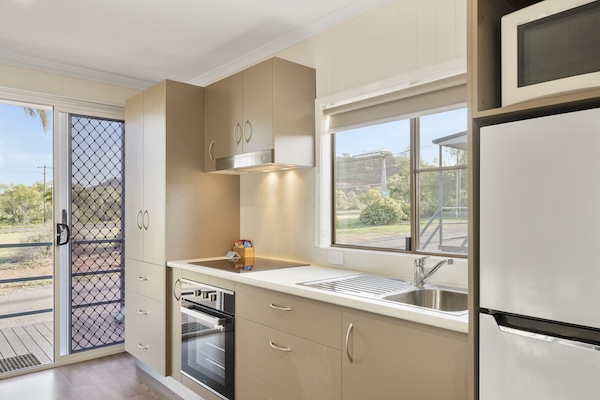 Superior Studio Cabin | Private kitchenette