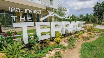 Fassade der Unterkunft – Abend/Nacht