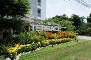 Exterior detail - The Terrace Hotel (Nakhon Si Thammarat)
