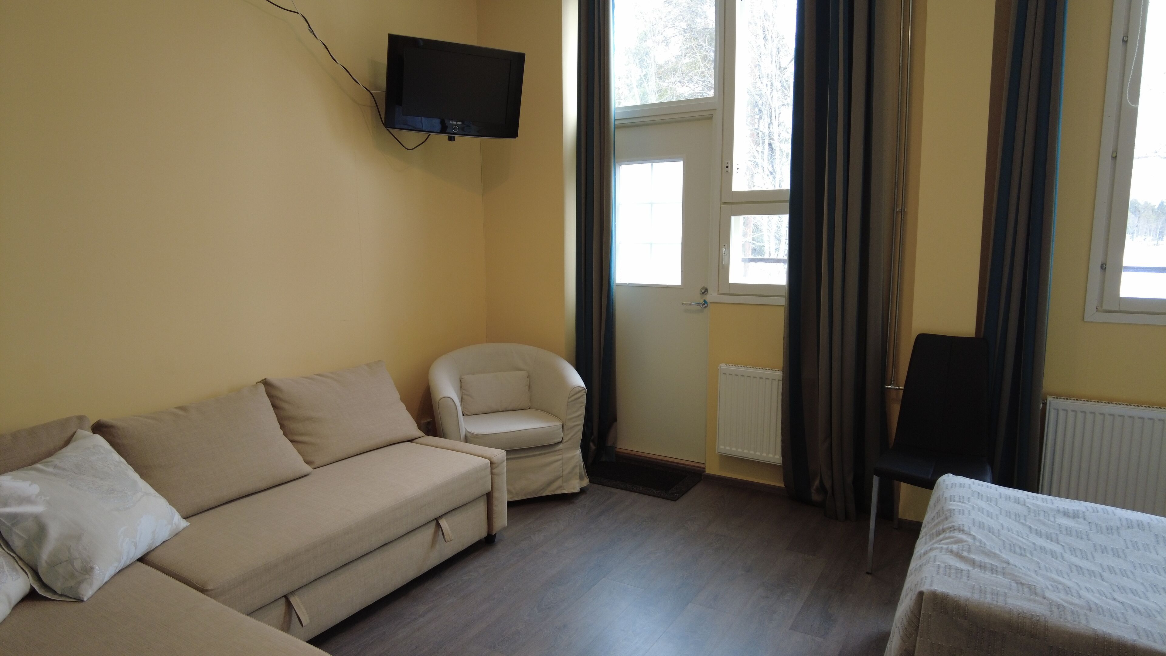 family room, terrace, beachfront | desk, free wifi, bed sheets