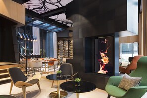 Breakfast, lunch, dinner served; French cuisine  - Le Cinq Codet (Paris)