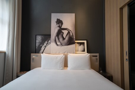 Le Cinq Codet - Image 100