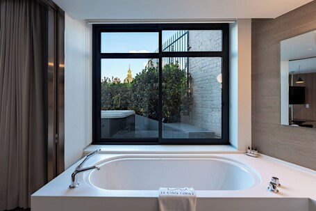 Le Cinq Codet - Image 64
