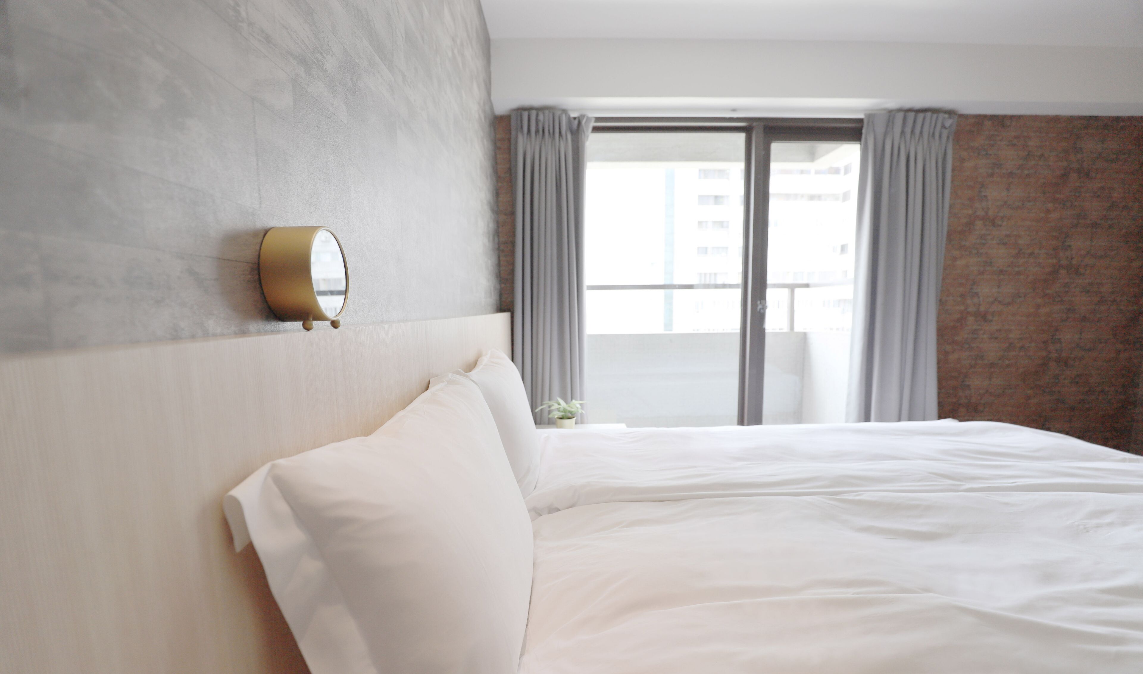 Chambre Double Standard (Without Parking) | Couette en duvet d'oie, articles gratuits dans le mini-bar