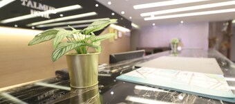 Talmud Hotel Yizhong