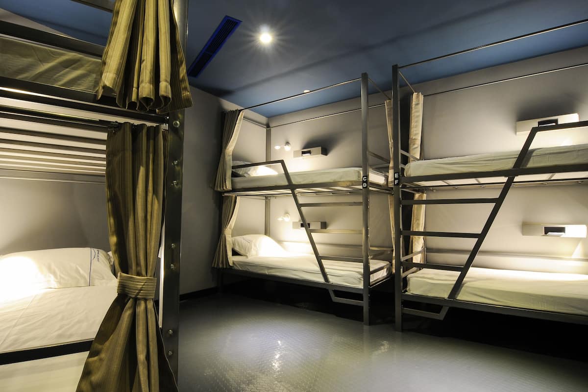 Shared Dormitory, Mixed Dorm