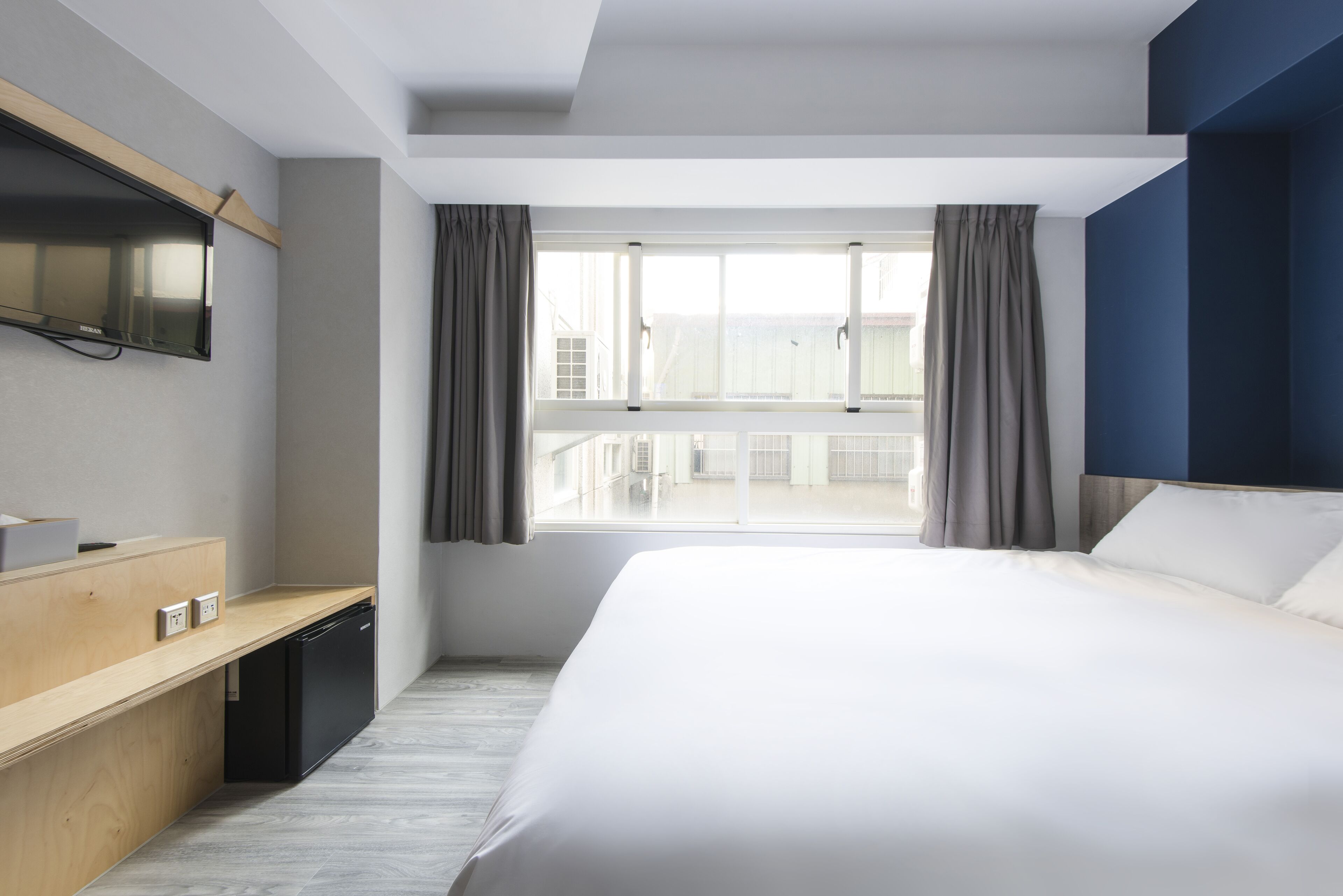 superior double room, non smoking | 1 bedroom, down duvets, blackout curtains, free wifi