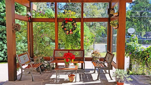 Terrace/patio - Pousada Encantos da Terra (Canela)