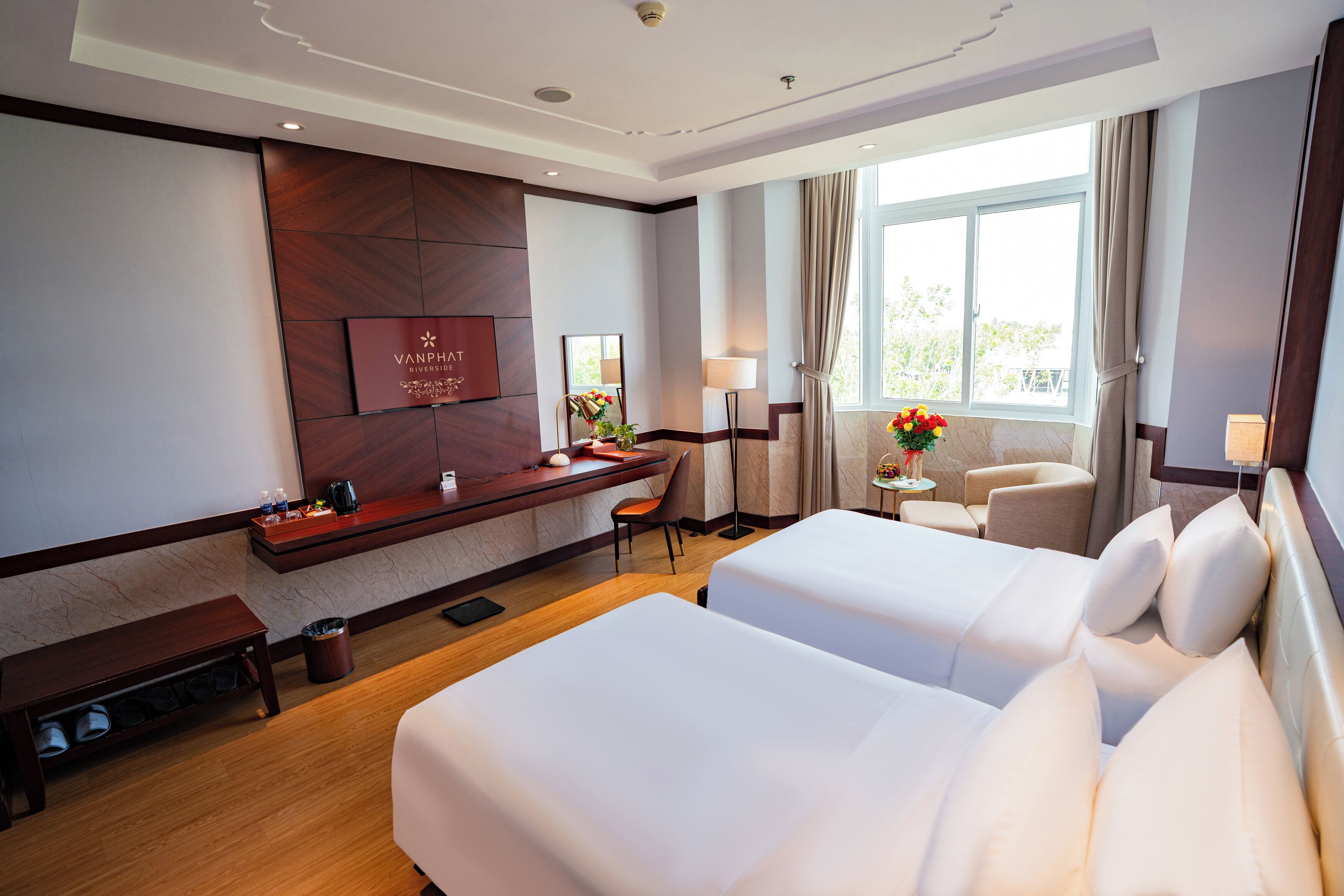 superior twin room, 2 single beds, city view | 1 bedroom, premium bedding, minibar, in-room safe