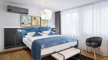 Penthouselejlighed - 3 soveværelser | Pengeskab på værelset, skrivebord, mørklægningsgardiner, lydisolering