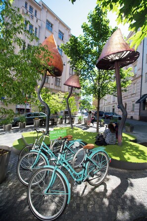 Bicycling - MOOo Downtown (Prague)