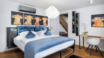 Penthouselejlighed - 3 soveværelser | 1 soveværelse, pengeskab på værelset, skrivebord, mørklægningsgardiner