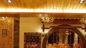 Restaurant - Yangshuo River Valley Resort Hotel (Guilin)