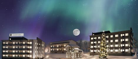 Fachada de la propiedad por la tarde o noche