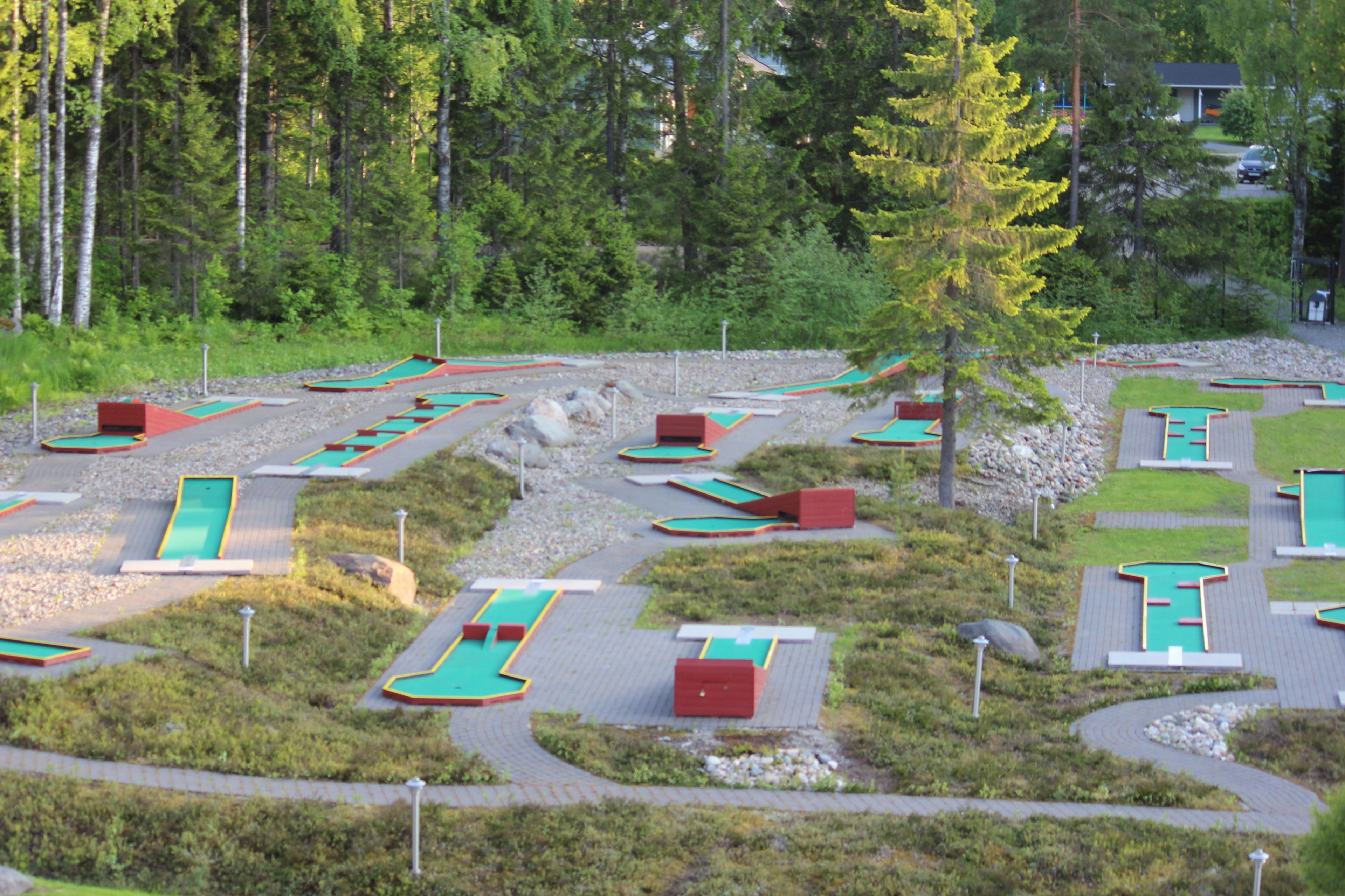 mini-golf
