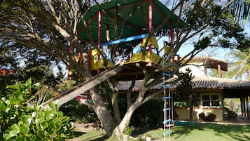Khu vui chơi trẻ em - trong nhà
