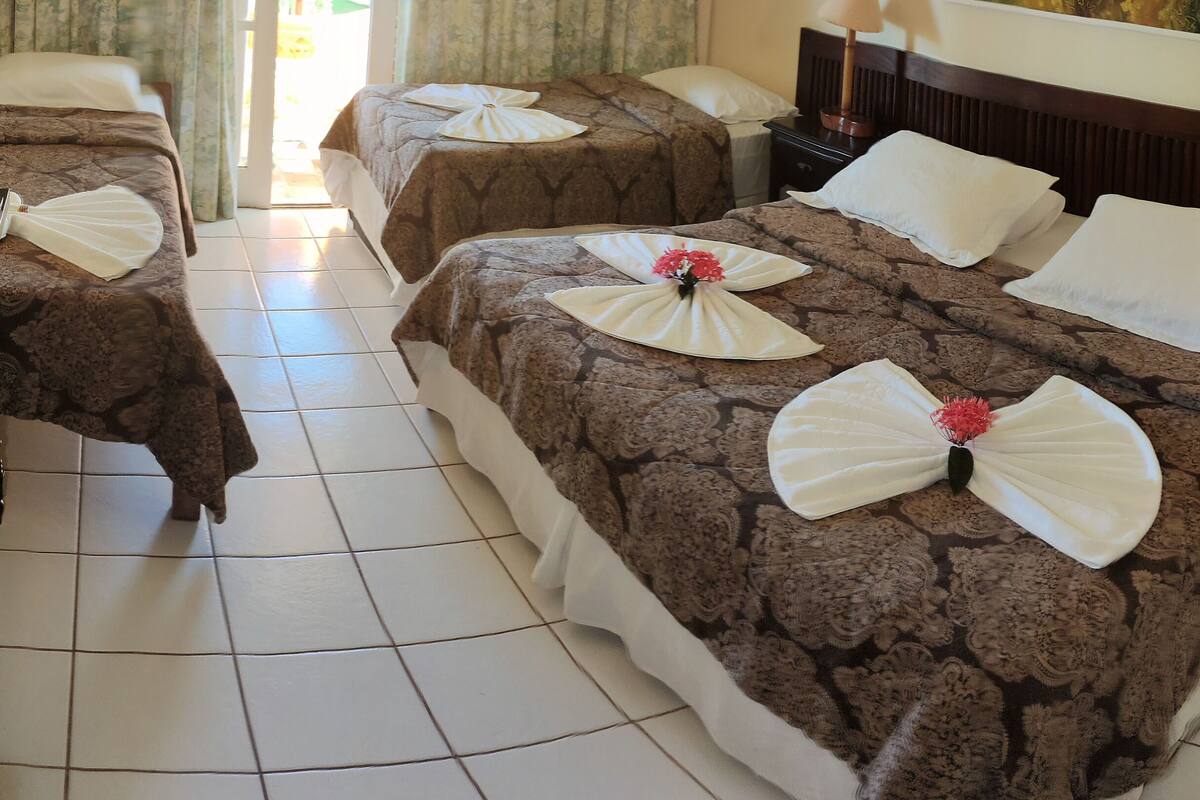 double room | 1 bedroom, premium bedding, minibar, individually decorated