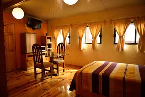 Room (Queen Suite)