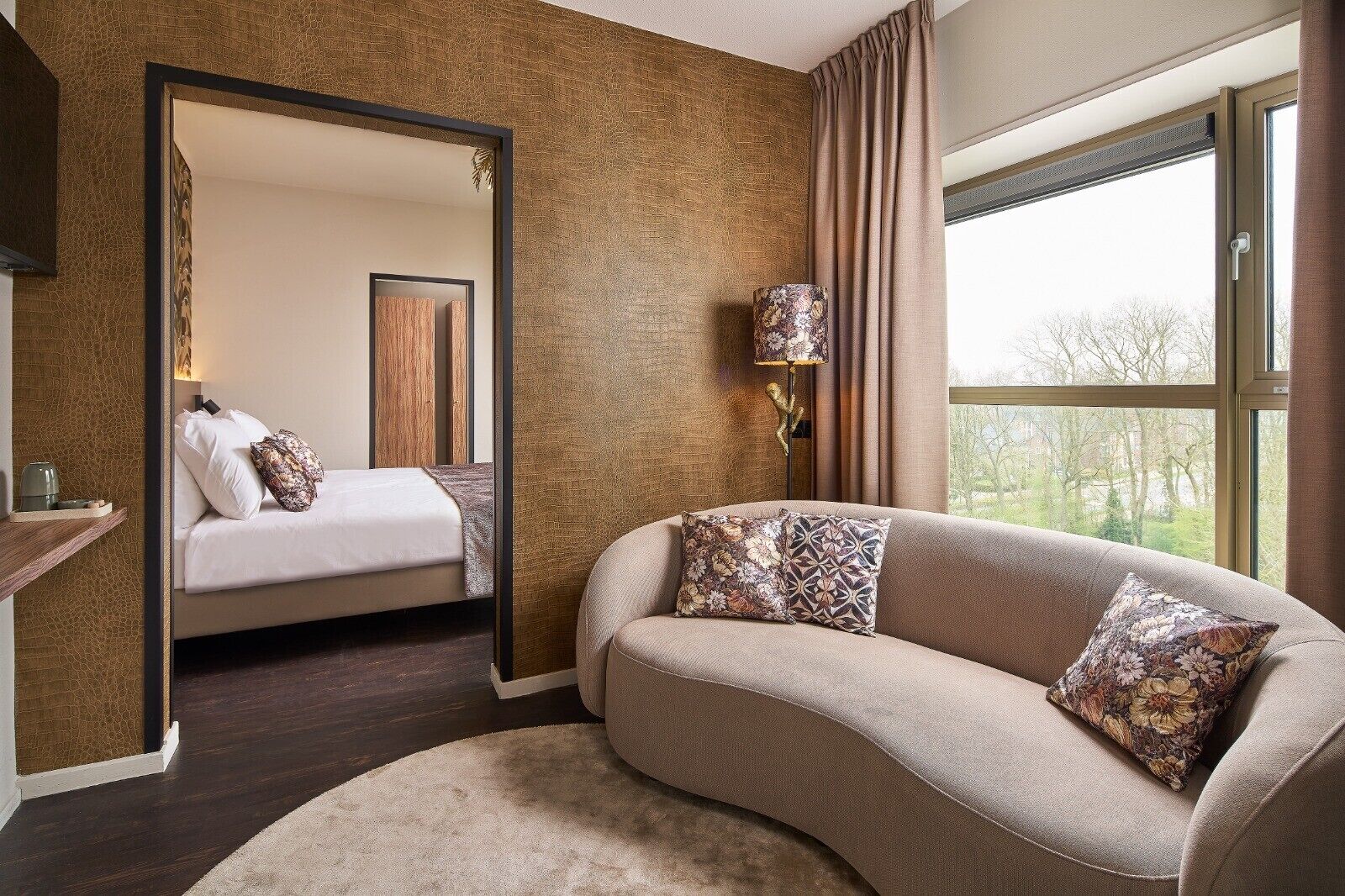 Deluxe Twin kamer, 2 eenpersoonsbedden | Woonruimte | Een televisie
