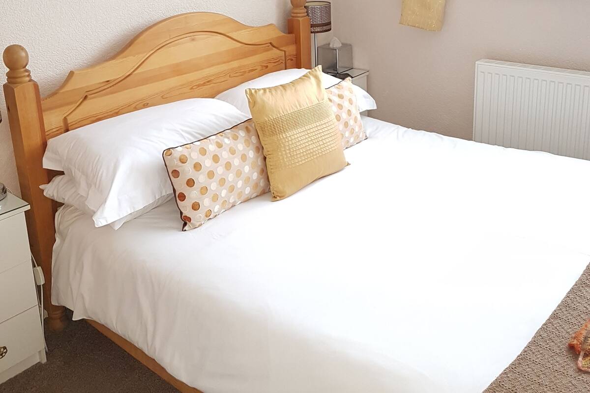 Basic Double Room