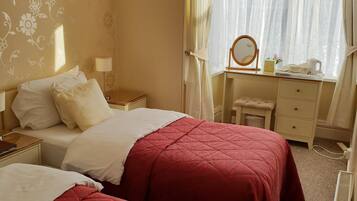 Standard Twin Room, Ensuite