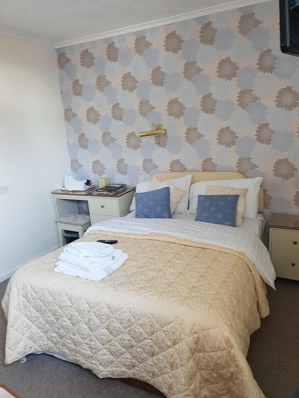 Standard Double Room, Ensuite