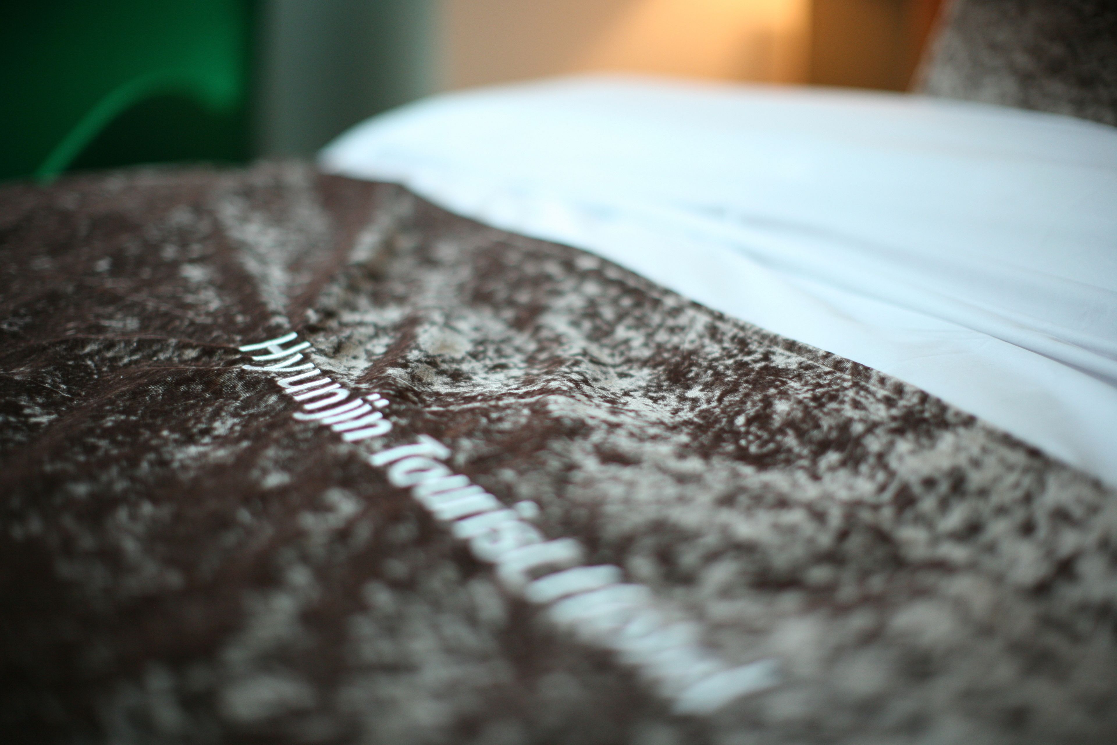 romantic double room | in-room safe, desk, soundproofing, free wifi