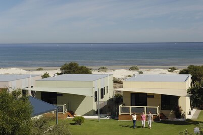 Discovery Parks - Adelaide Beachfront