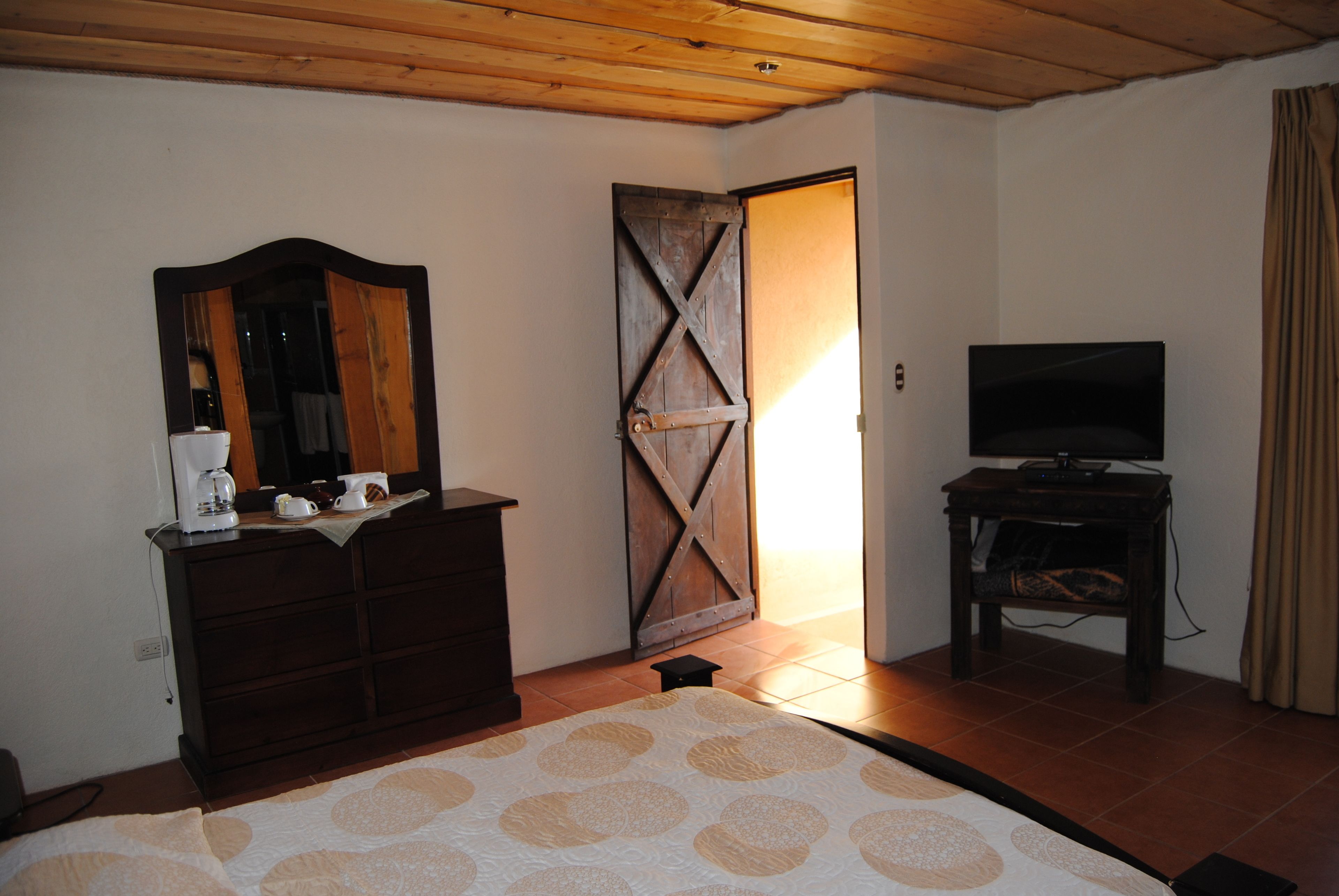 bungalow, garden view | 1 bedroom, free wifi, bed sheets