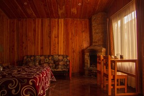 Bungalow tradicional, vistas al jardín | Wifi gratis y ropa de cama