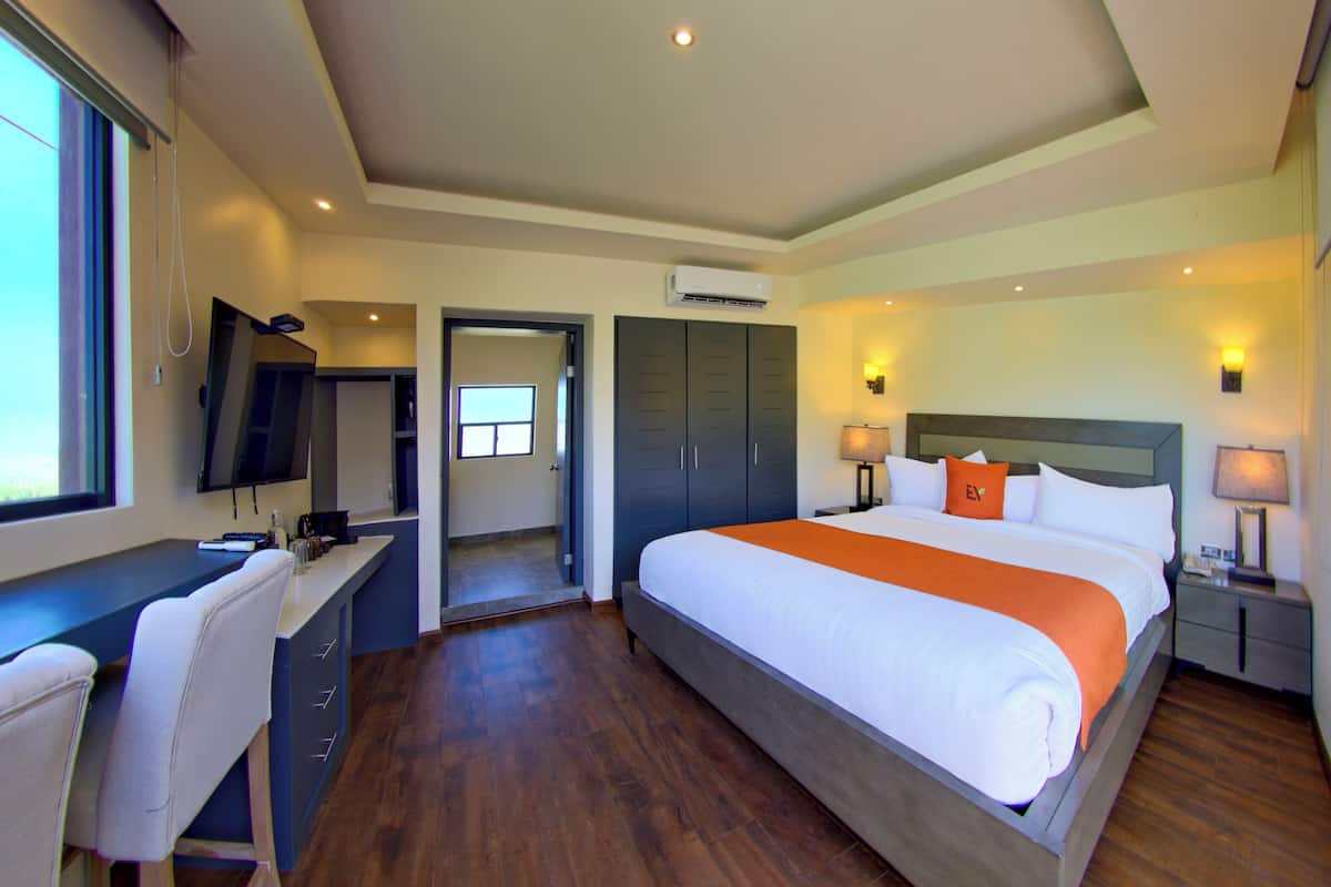 Attico, 2 camere da letto | 1 camera, copriletto in piuma, con stile personalizzato