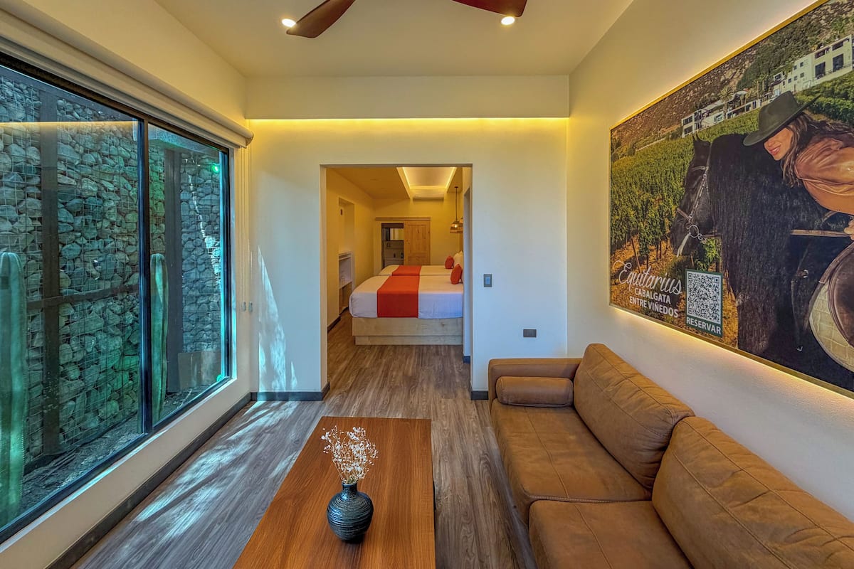 Double King Executive Suite | Down comforters, individually decorated, individually furnished, desk