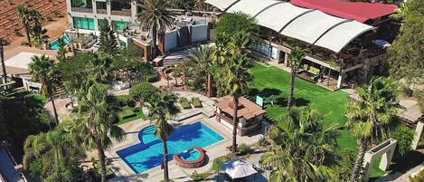 Fachada de la propiedad