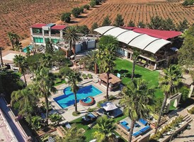 Fachada de la propiedad
