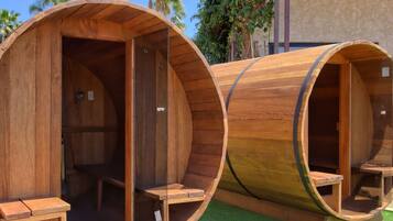 Salas para tratamentos a dois, sauna seca, sauna a vapor, massagens