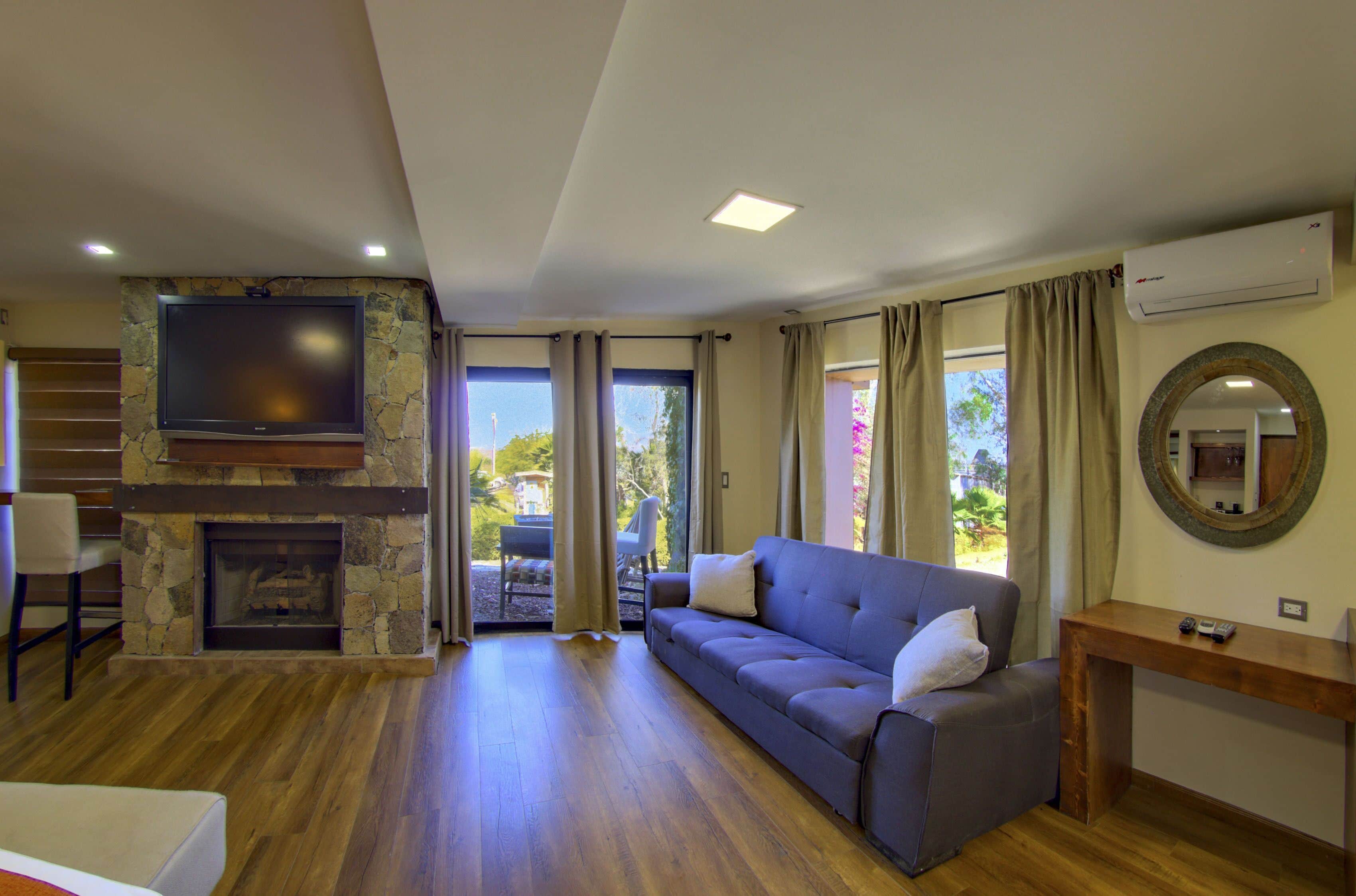 Deluxe Studio, Terrace | Living area