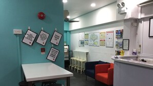 Reception - Royal Hostel (Singapore)