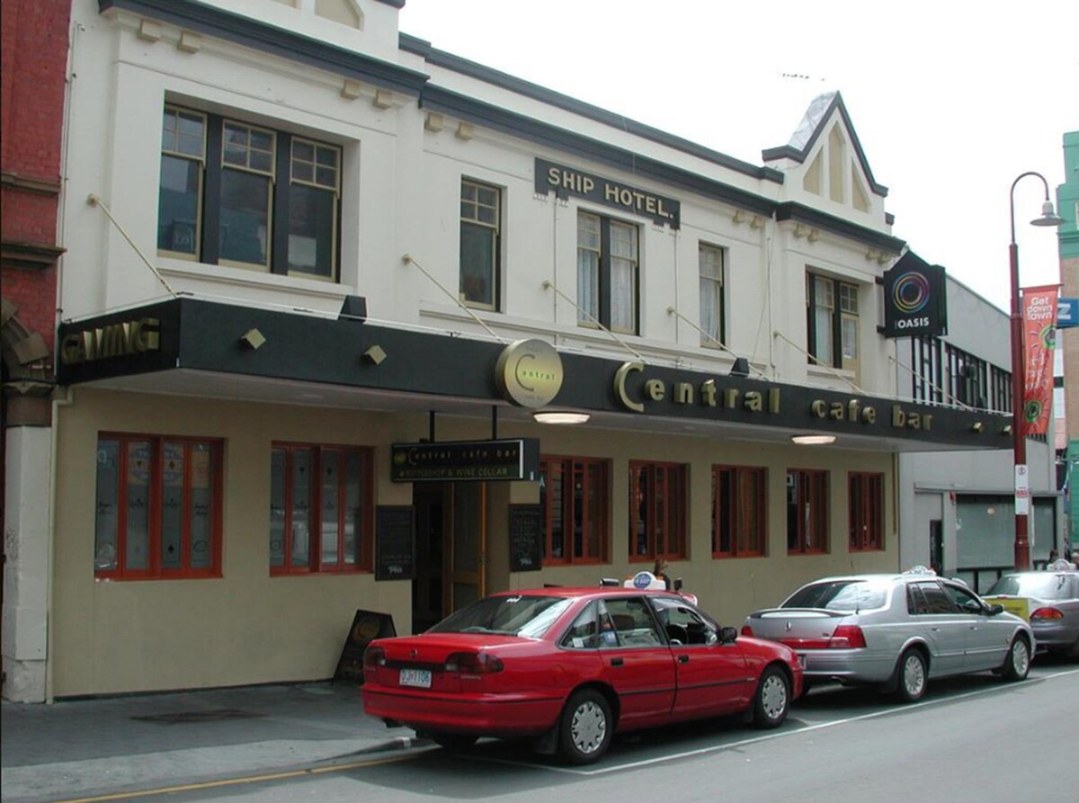 Central Hotel Hobart